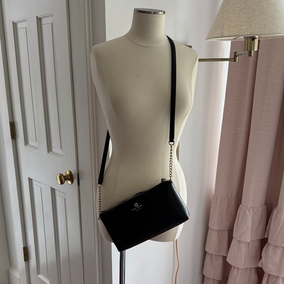 Like new - Kate Spade Elegant Black Crossbody Bag - Picture 1 of 4